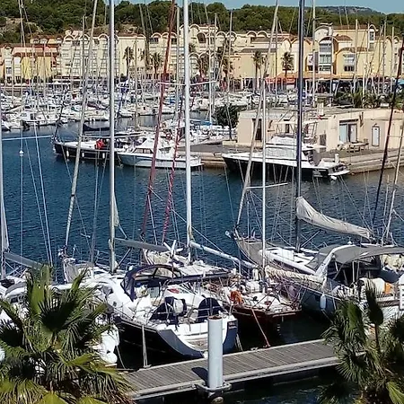 Calme, Vue Sur Port De Plaisance -clim, Empl.parking Apartamento