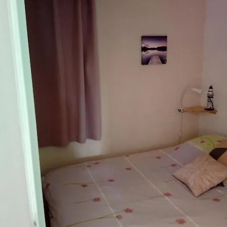 Apartamento Calme, Vue Sur Port De Plaisance -clim, Empl.parking