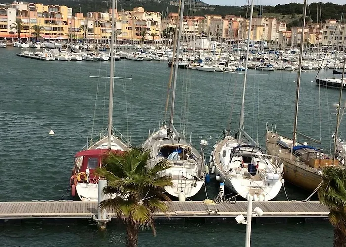 Calme, Vue Sur Port De Plaisance -clim, Empl.parking グリュイッサン